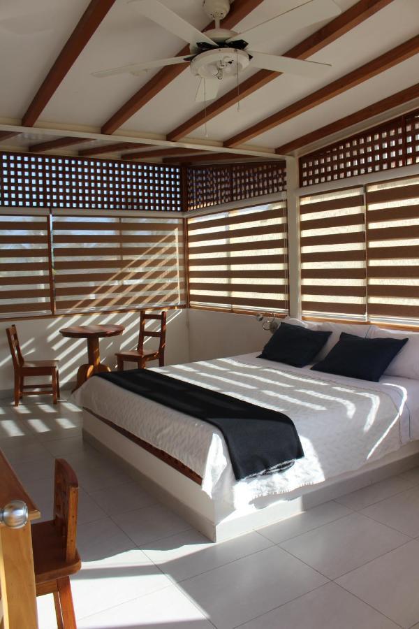Hotel Silberstein Пуерто Айора Екстериор снимка