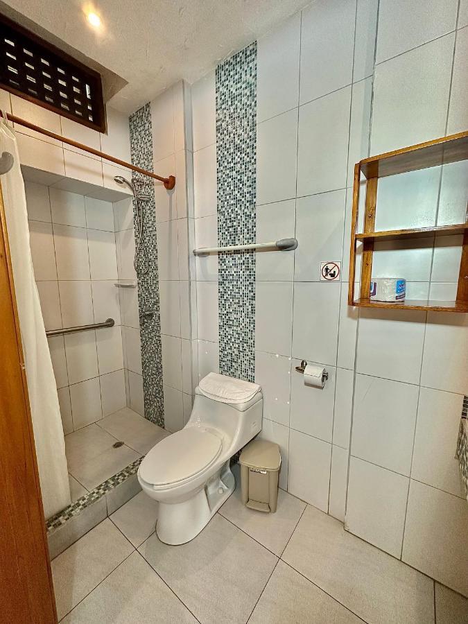 Hotel Silberstein Пуерто Айора Екстериор снимка