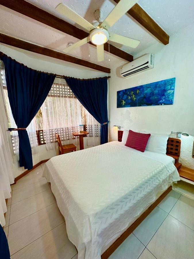 Hotel Silberstein Пуерто Айора Екстериор снимка