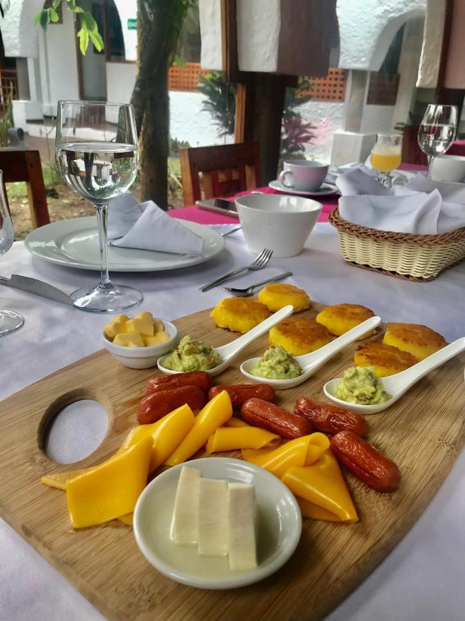 Hotel Silberstein Пуерто Айора Екстериор снимка