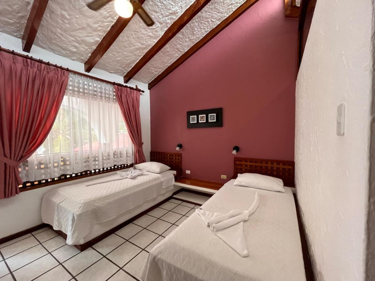 Hotel Silberstein Пуерто Айора Екстериор снимка
