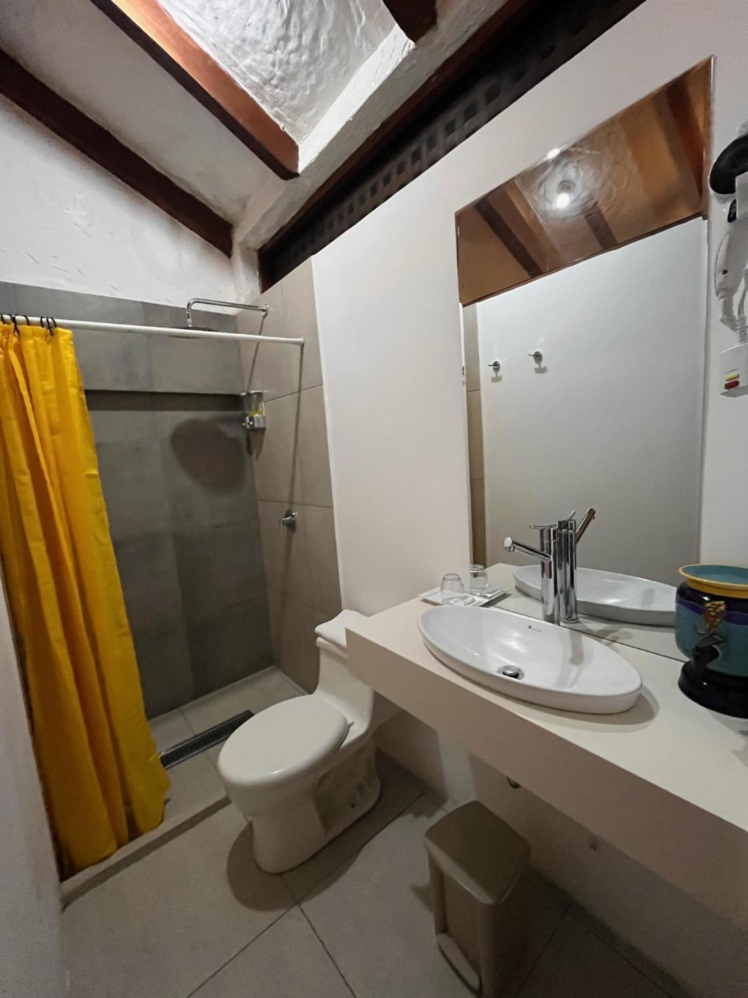 Hotel Silberstein Пуерто Айора Екстериор снимка
